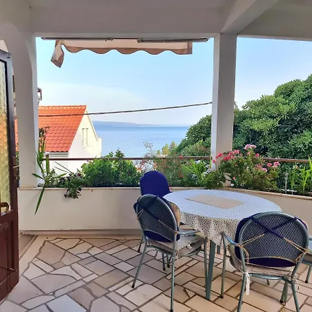 Villa Green Apartment *