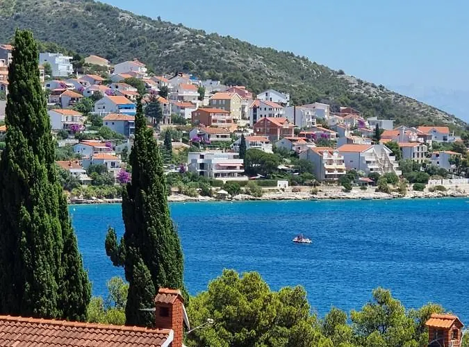 Villa Green * Trogir