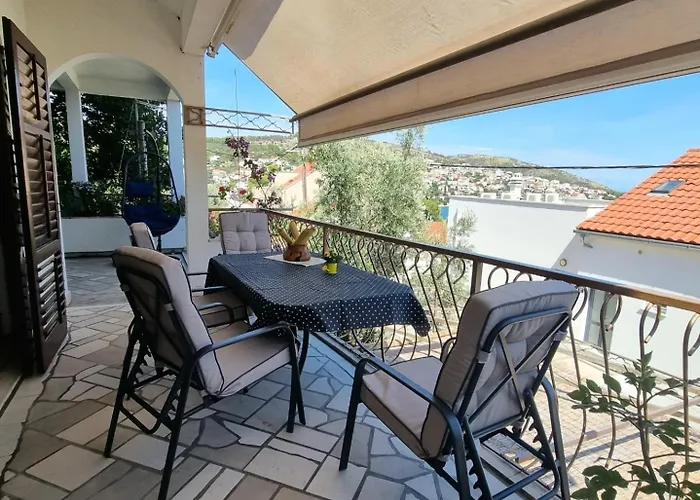 Villa Green Трогір