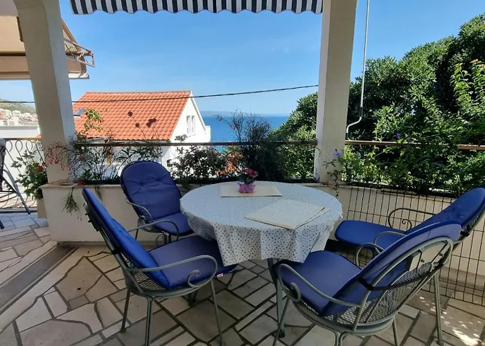 Апартаменти Villa Green *