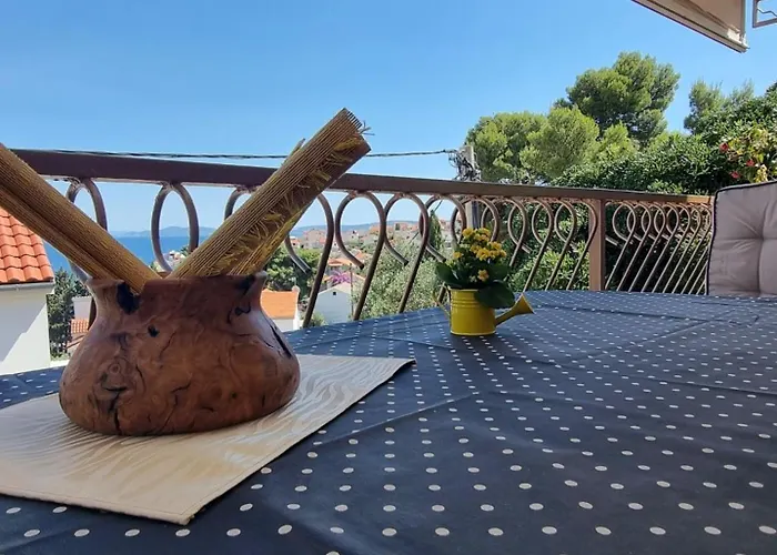 Villa Green Апартаменти Трогір